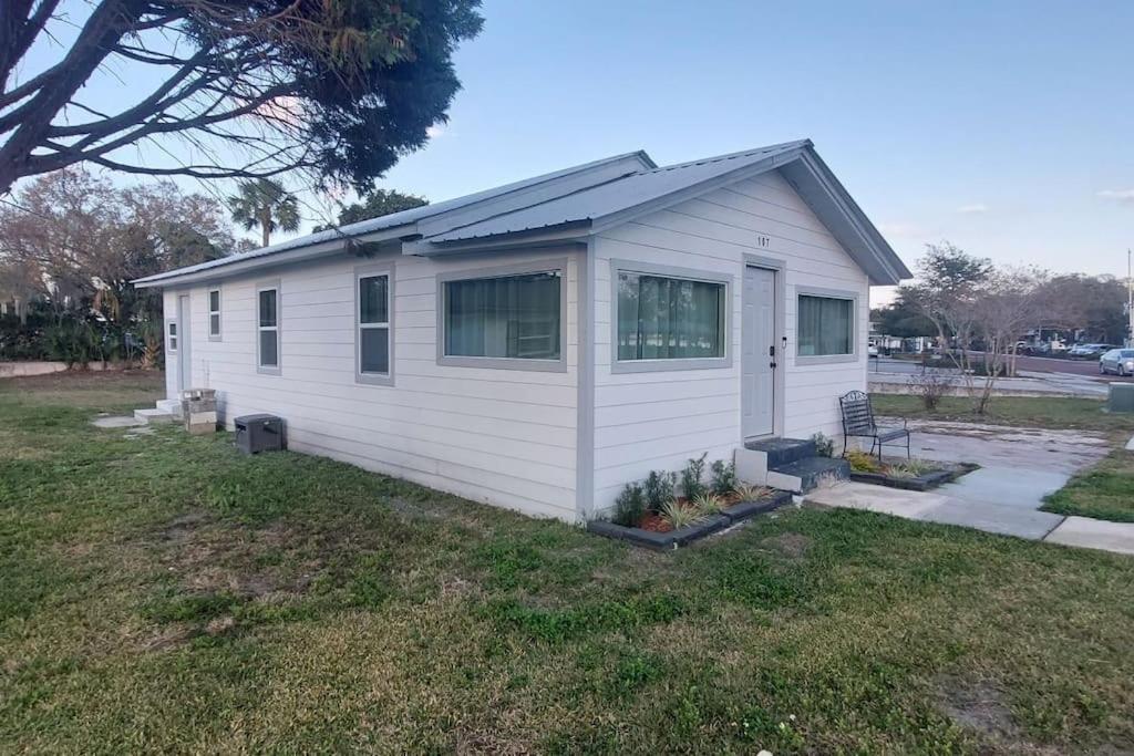 Bungalow Overlooking Lake Dora! Tavares Exterior photo